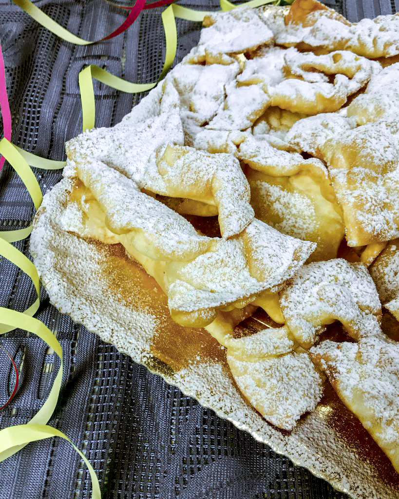 Chiacchiere di carnevale